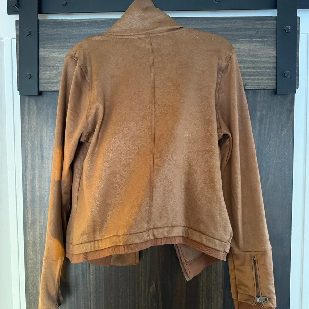 VICI- Suede Tan Women's Jacket - Picture 5 of 6